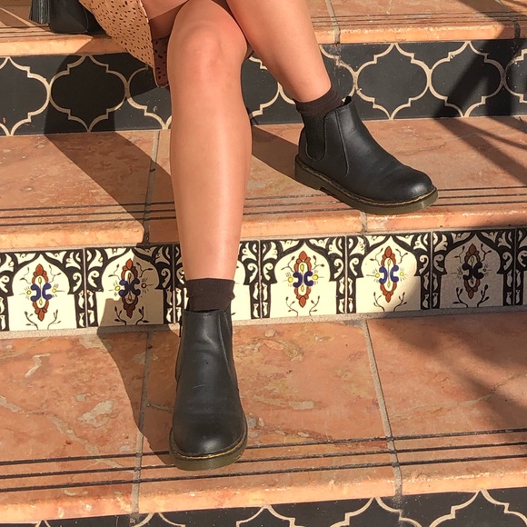 Doc Marten Chelsea boots - Picture 2 of 2